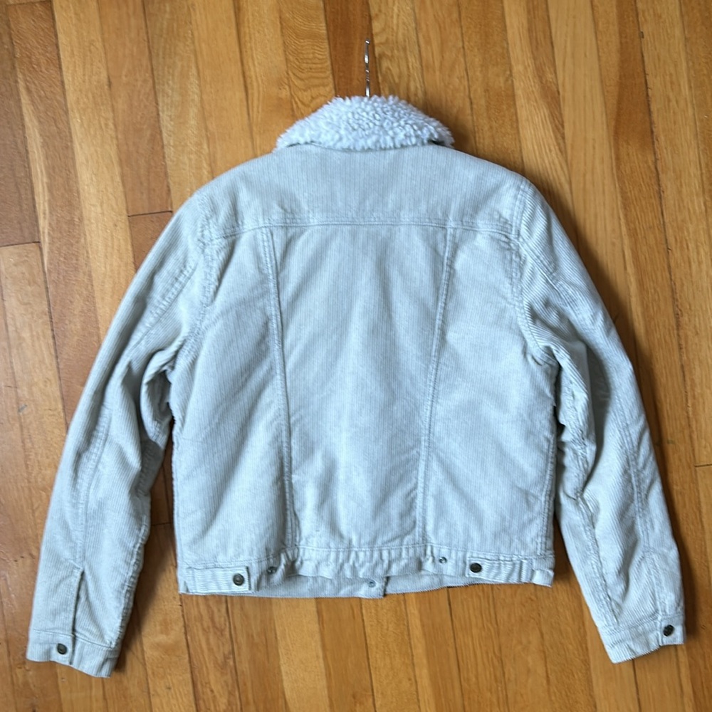 Levi Corduroy Trucker Jacket - Picture 4 of 5